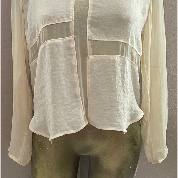 LINE & DOT Sheer Ivory NWT Tunic TOP Medium - Picture 7 of 12